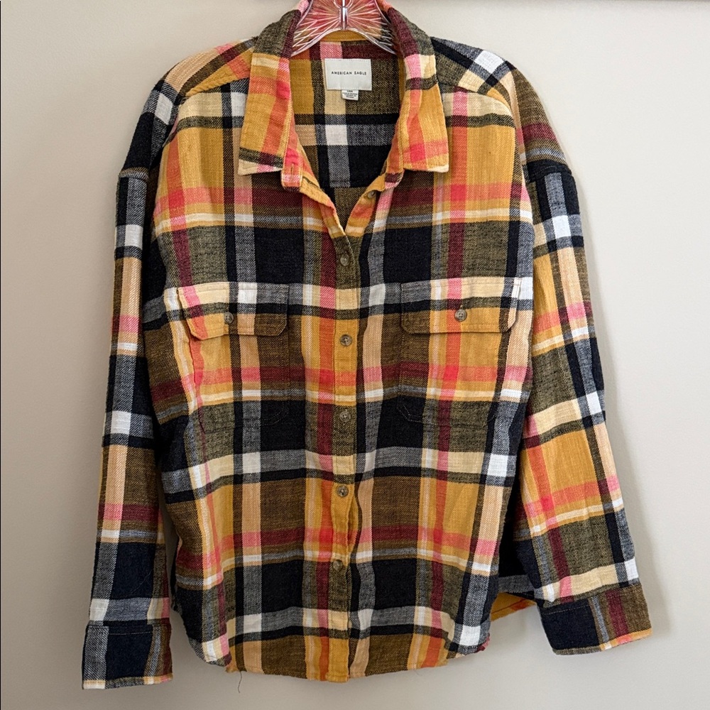 American Eagle Plaid Button Up Shirt | L